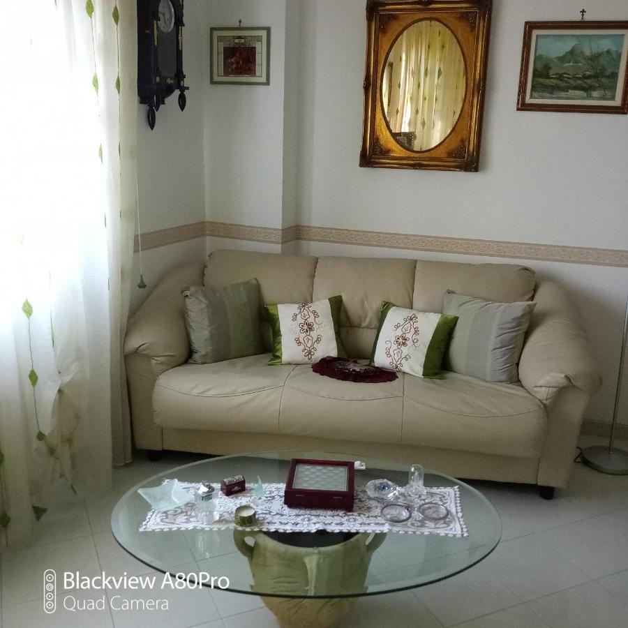 Rossyiva Hotel Минтурно Екстериор снимка